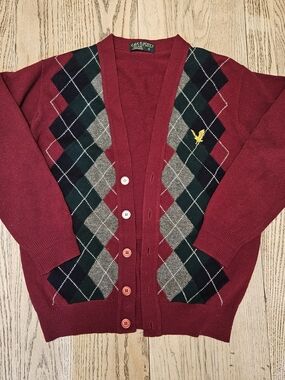 100% Lambswool Lyle & Scott Burgundy Argyle Knit Cardigan with Yellow Logo